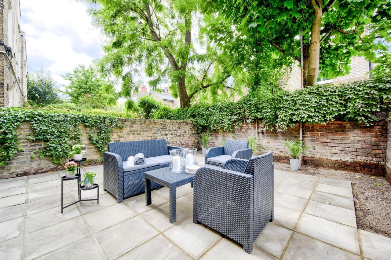 Beautuful 2 Bed In Apartment London