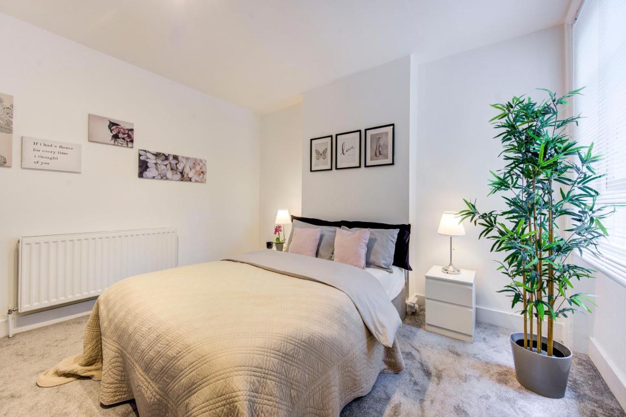 Apartment Beautuful 2 Bed In *
