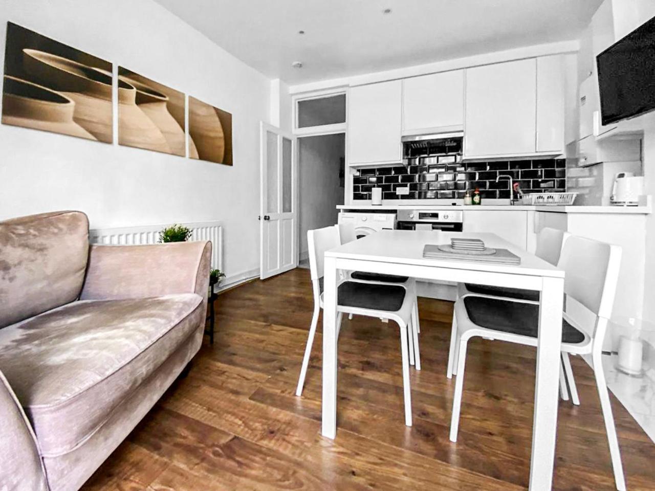 Beautuful 2 Bed In Apartment